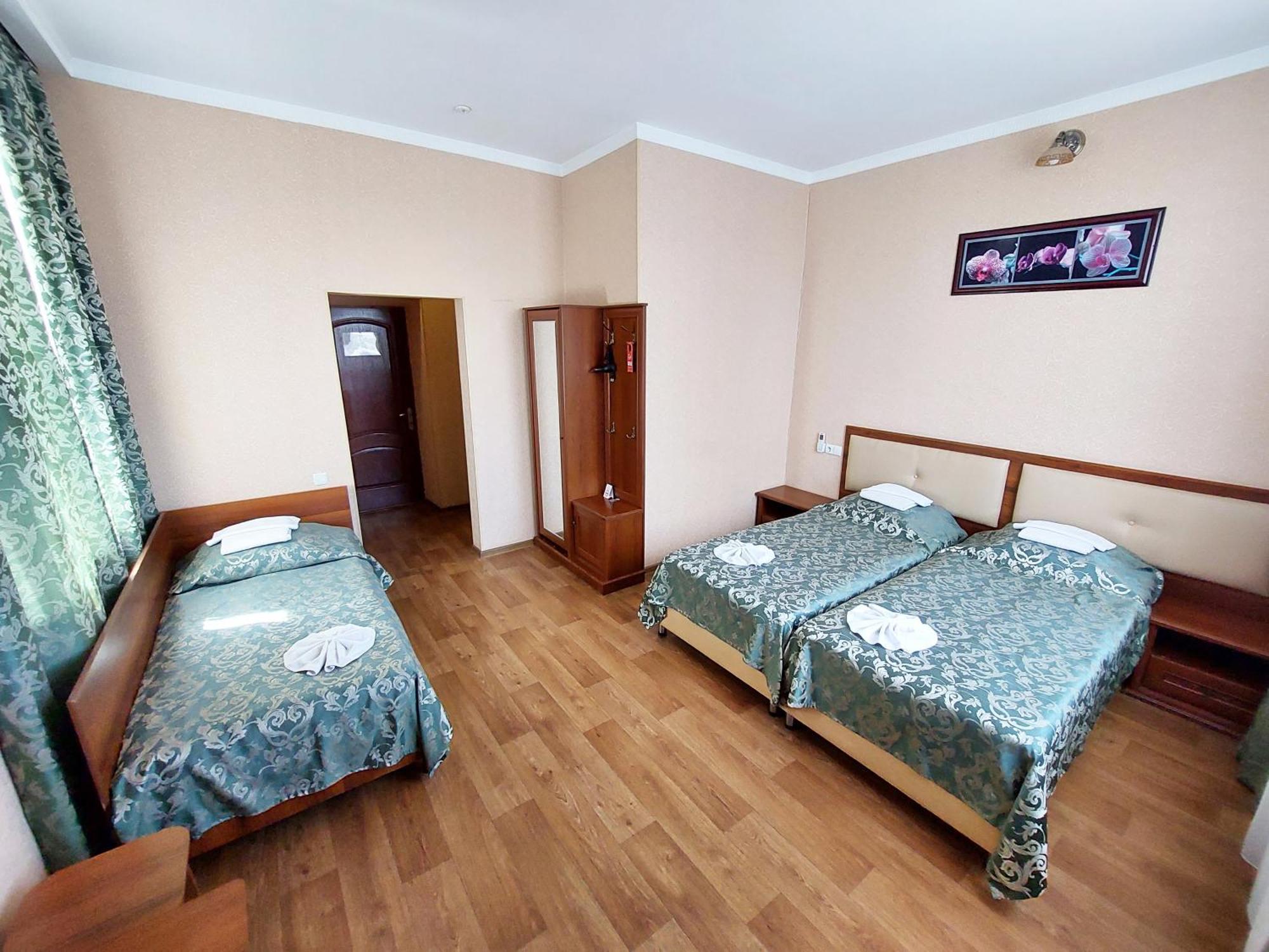 Uman Hotel Exterior foto