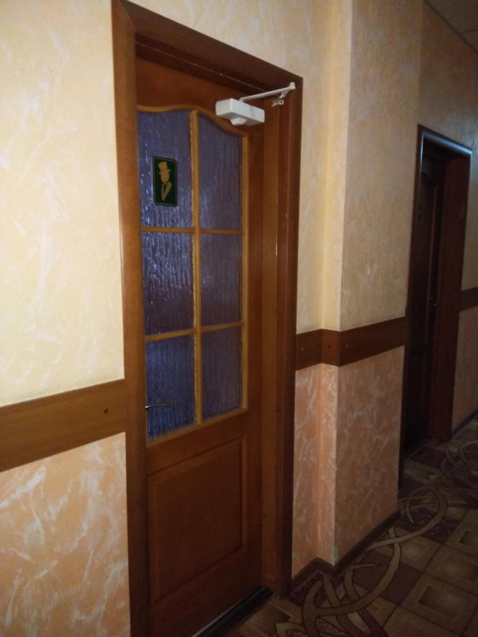 Uman Hotel Exterior foto