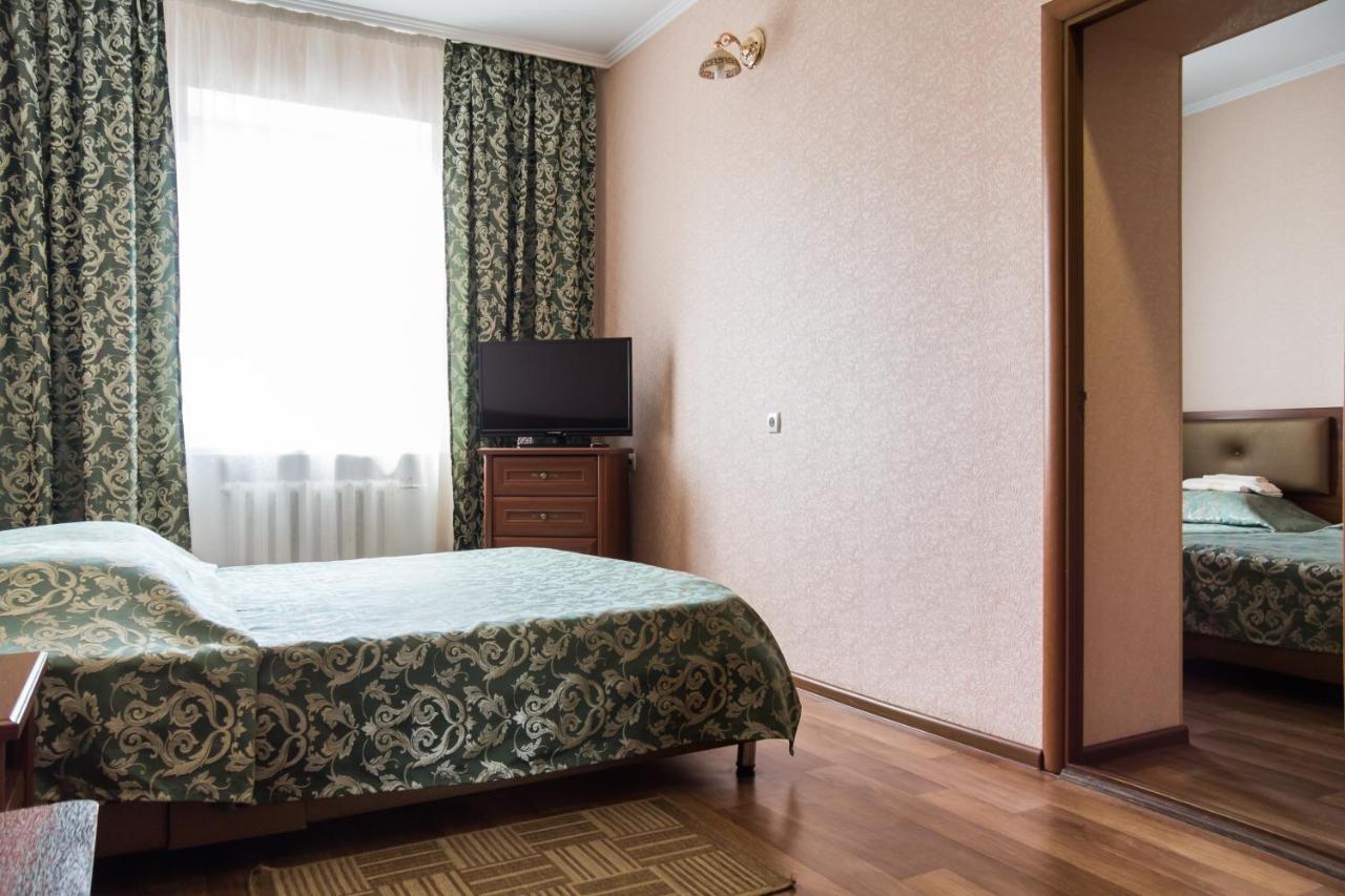 Uman Hotel Exterior foto
